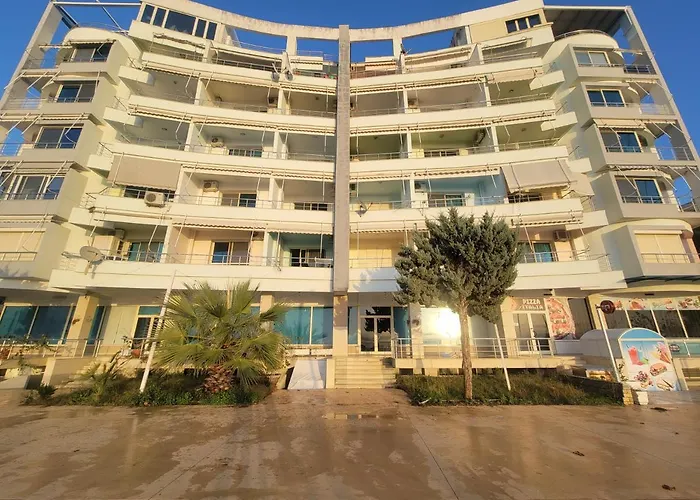 公寓 Nea's Durrës